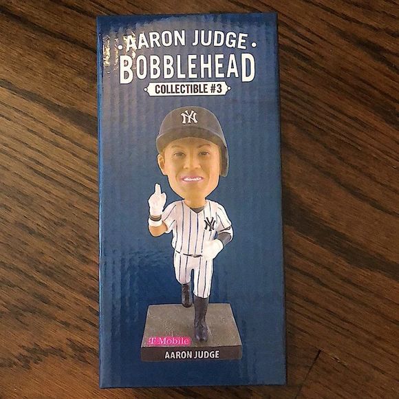 NEW YORK YANKEES AARON JUDGE BOBBLEHEAD NIB SGA 60 Home Runs 2020 - Picture 11 of 11